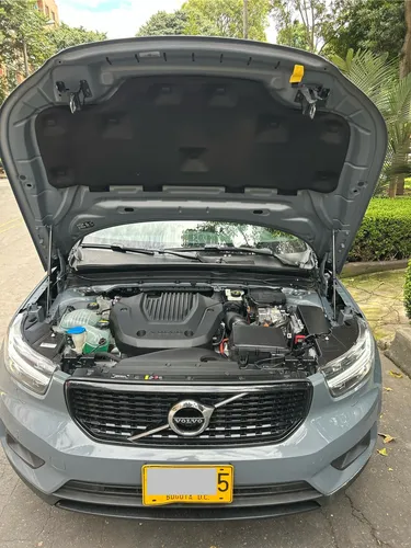 Volvo XC40 2.0 T5 Awd R-design