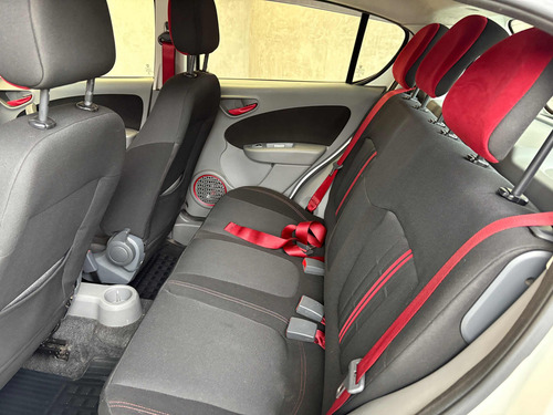 Fiat Palio 1.6 MPI SPORTING 16V FLEX 4P MANUAL