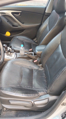 Hyundai Elantra 1.8 Gls 6at Seguridad Premium
