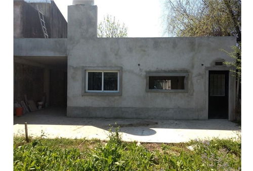 Casa Nueva Venta Pilar 3 Ambientes Terreno Garag