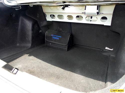 Imagen 17 de 25 de Chevrolet Onix Ltz Turbo