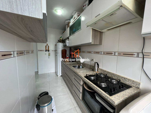 Imagem 11 de 30 de Apartamento Com 2 Dormitórios No Santo Antônio - V231