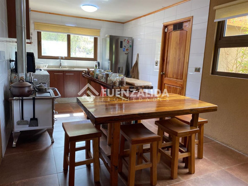 Casa En Venta De 2 Dorm. 2 Baños, Fundo Loreto En La Serena