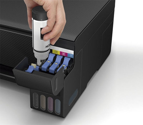 Impresora a color multifunción Epson EcoTank L3210 negra 220V