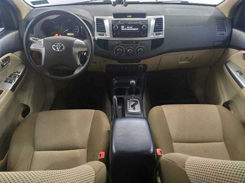 Imagem 14 de 15 de Toyota Hilux Sw4 4x2sr 2015