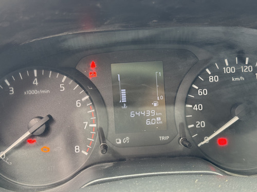 Nissan Np300 Doble Cabina Se 2020
