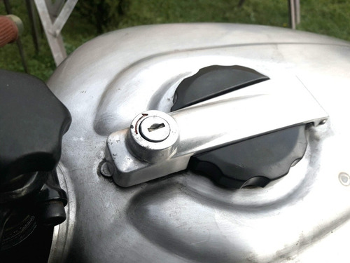 Imagen 16 de 20 de Suzuki Gs 1000 E