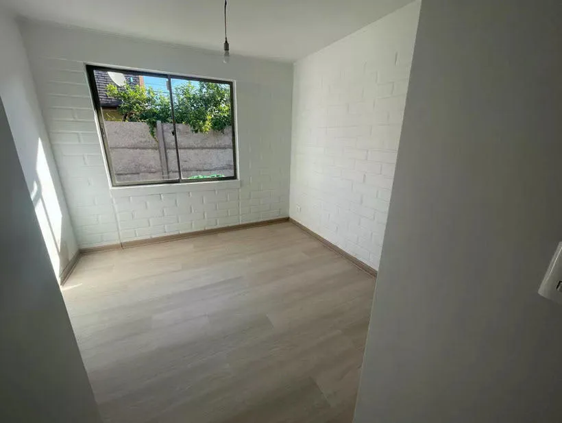 Imagen 4 de 14 de Oportunidad! Casa Recientemente Remodelada Barrio Portezuelo