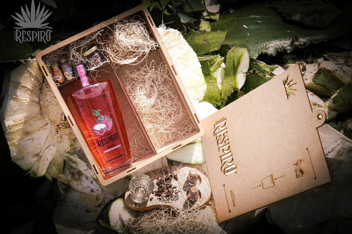 Mezcal De Pitahaya Kit Respiro Premium
