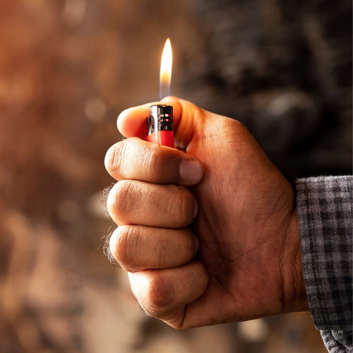 Combo 100 Isqueiros Charuto Cigarro Tabaco Fogo Churrasco