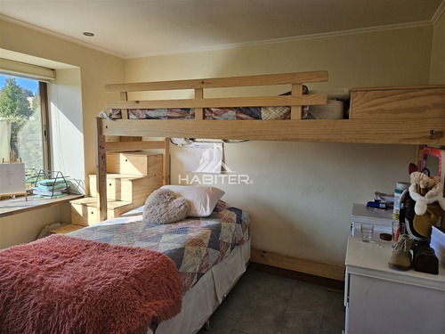 Casa En Venta De 4 Dorm. En Talca