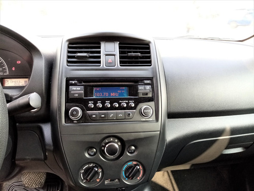 Imagen 15 de 15 de Nissan Versa 2018 1.6 Sense At