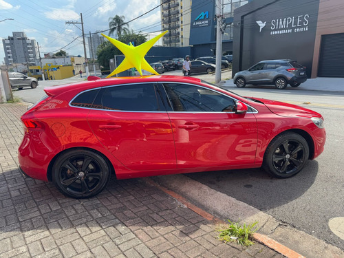 Volvo V40 2.0 T4 Dynamic Aut. 5p