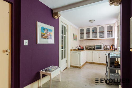 Magnífica Casa De Estilo Para Vivienda, Oficinas O Desarrollo En Barrio Norte