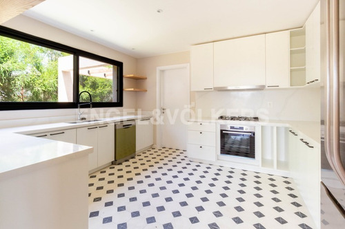 Linda Casa A Estrenar En Barrio Privado Id 5373