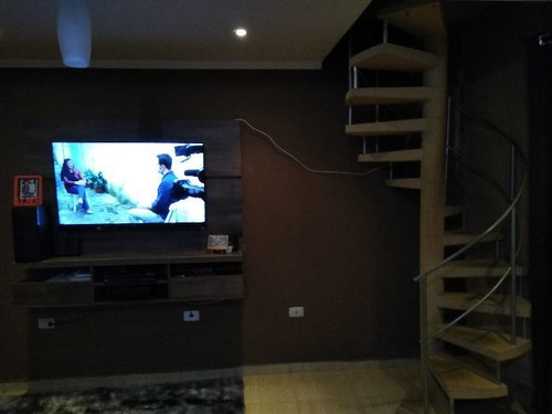 Casa À Venda Na Avenida Marginal Do Oratório, Parque Santa Madalena, São Paulo - Sp - Liv-10909