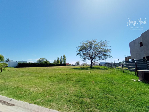 Lote Venta Barrio San Sebastián - Area 2 - Interno Al Verde - 895m2 #id 727