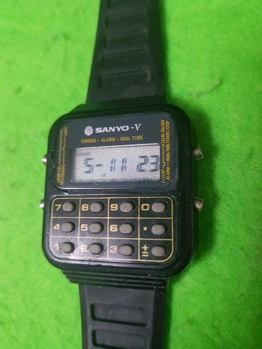 Reloj De Pulsera Vintage Sanyo-v Calculadora