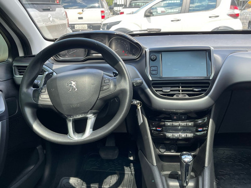 Peugeot 208 1.6 16v Griffe Flex Aut. 5p