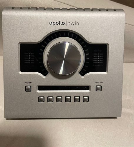 Apollo Twin Thunderbolt - Universal Audio  - Interface Dj 