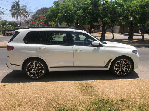 Bmw X7 50im V8 Biturbo R21