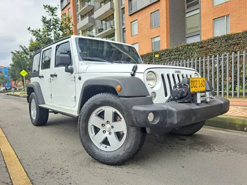 Jeep Wrangler UNLIMITED 3.6 A/T 4X4 2017