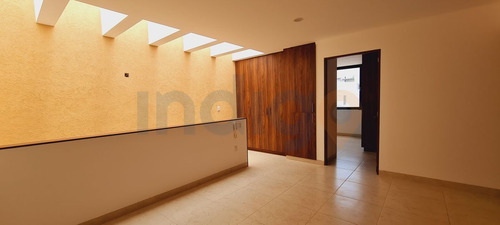 Imagen 16 de 30 de Casa En Venta En Corregidora, Cuatro Recamaras