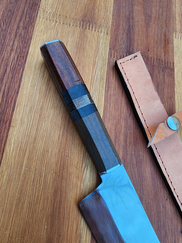 Cuchillo Estilo Japones. Hoja 20cm Inoxidable Marrón Oscuro