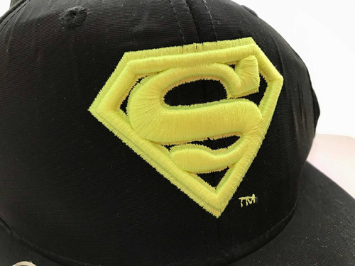 Gorra Superman Nueva Con Etiquetas Para Adulto Negra
