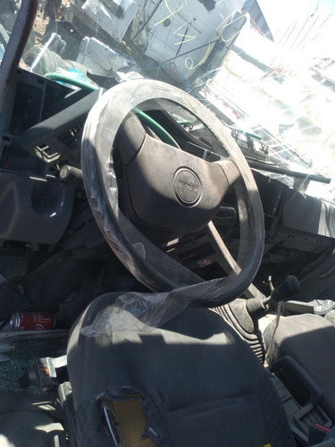 Imagen 6 de 10 de Isuzu Forward 800m Por Partes