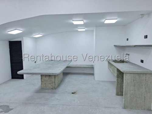 Agp Local Comercial Ideal Para Taller O Concesionario, En Alquiler En Los Ruices 25-16956 Ys