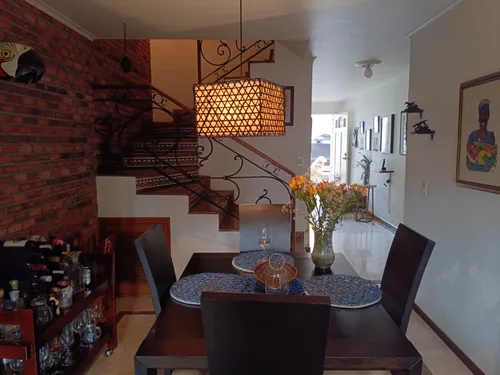 Casa A La Venta En Belén Loma De Los Bernal Acogedora Y Confortable En Exclusiva Unidad
