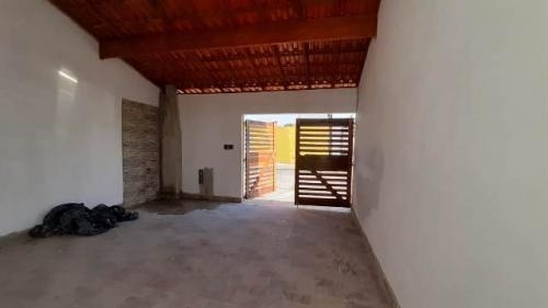 Imagem 7 de 13 de Casa Na Praia De Mongaguá/sp Com Piscina, Aceita Financiar!
