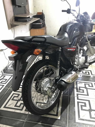Imagem 2 de 4 de Honda 2015