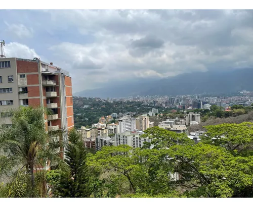 Apartamento En Venta En Lomas De Santa Rosa De Lima Con Vista Al Ávila