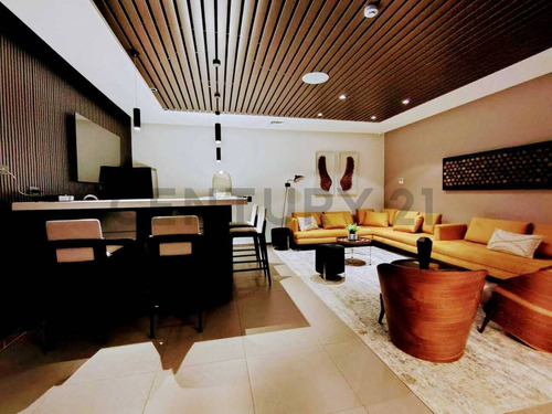 Comodo Departamento En Arriendo En Av. La Dehesa