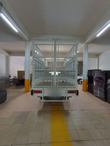 Camioneta Nissan Np300 Chasis Cabina Modelo 2023 Con Caja