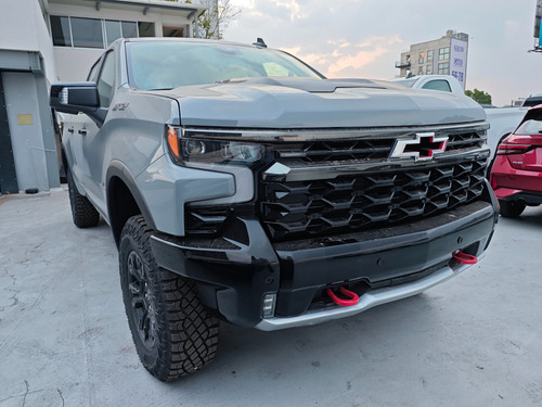 Chevrolet Cheyenne 6.2 Doble Cab Zr2 4X4 At
