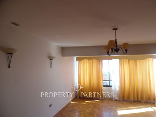 Arriendo Departamento De 3 Dormitorios En Jardines...
