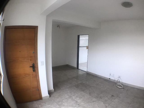 Imagem 7 de 25 de Apartamento Três Quartos Bairro Santa Cruz - 16198