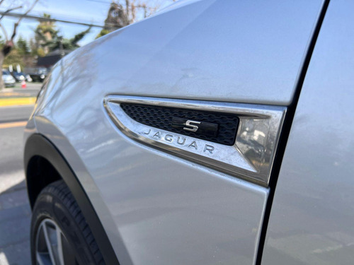 Jaguar E-Pace P250 R DYNAMIC