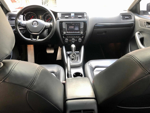Imagem 2 de 10 de Volkswagen Jetta 2016 2.0 Tsi Highline 4p