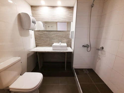 Imagen 6 de 12 de ¡oficina En Alquiler! Zona 100% Comercial