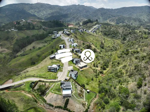 Venta Casa Unifamiliar 112m2, Guatapé (antiq)
