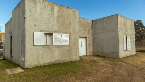 Imagen 7 de 13 de Casa Amplia A La Venta En Libertad Oeste Al 500, Lobos