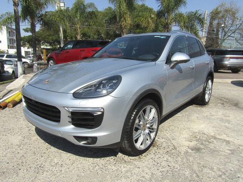 Porsche Cayenne 4.2 Diesel S At