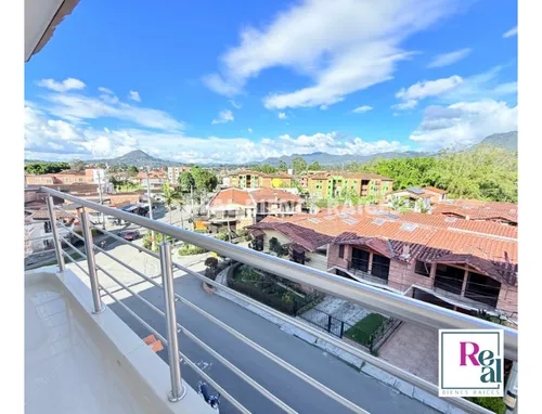 Vendo Hermoso Apartamento 4 Piso Con Ascensor.
