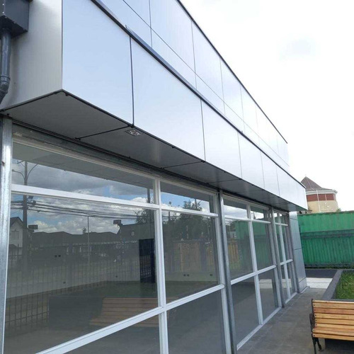 Local Com. De 143 M2, Sector Fdo El Carmen (69295)