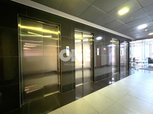 Moderna Oficina /4 Privados / Metro P. Valdivia/3 Est