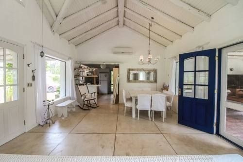 Casa En Alquiler Por Temporada De 3 Dormitorios En La Barra